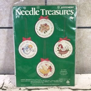 Stitchery Needle Treasures Christmas Ornaments 00814 Set Of 4 Vintage RARE NIP